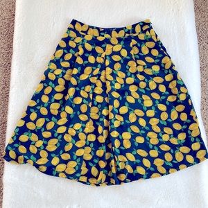 GUC 4 Petite lemon print skirt | The Limited